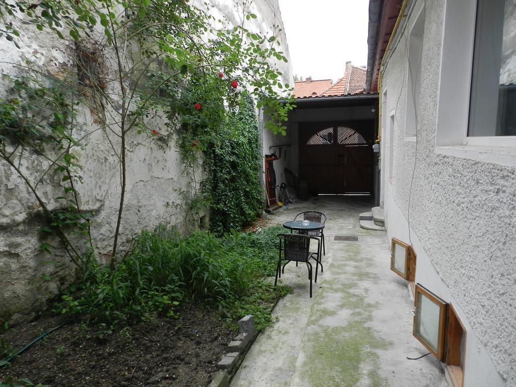 La Vita E Bella Brasov Exterior photo